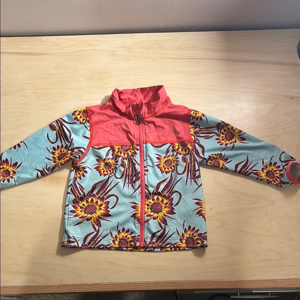Patagonia Floral Patterned Sun Jacket